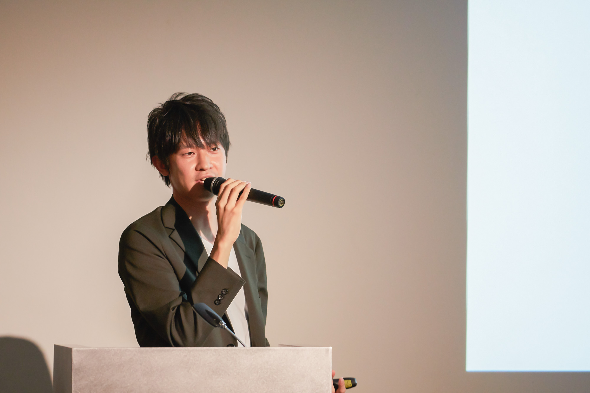 ※ こちらは<strong>メディア運用者様向けのオンラインセミナー</strong>のご紹介となります。
当日はPC、イヤホン、ネット環境などご用意の上、お好きな場所でご視聴ください。
※ 29日、30日のウェビナーの内容は同一となりますので、御確認お願いいたします。